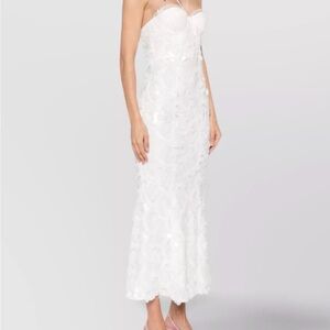 Elegant White Strapless Midi Dress